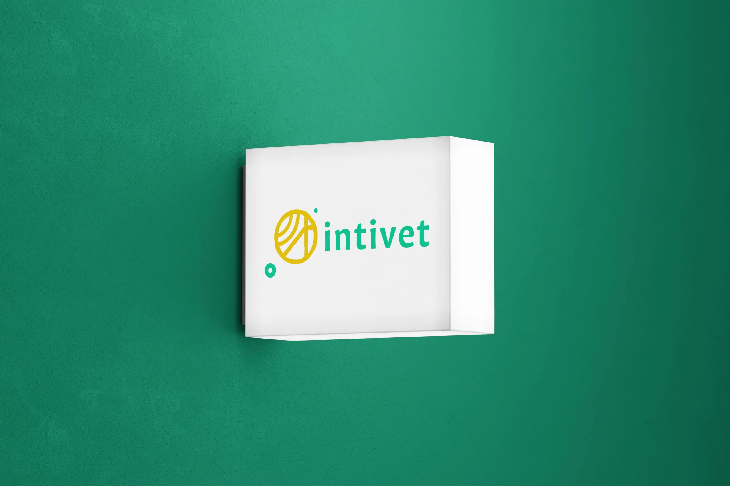 Free Lightbox Sign Mockup copia scaled