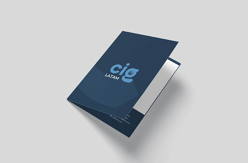 243 folder mockup 01 copia